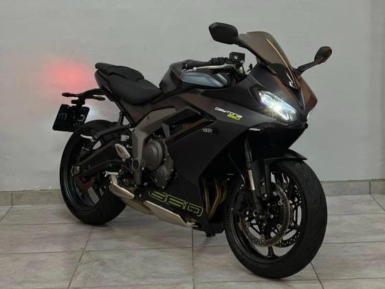 TRIUMPH DAYTONA 660 TRIUMPH DAYTONA 660